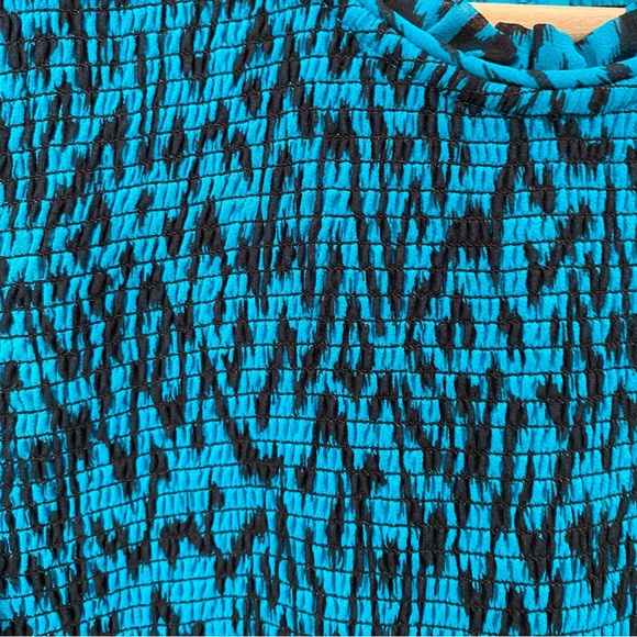 ARITZIA Wilfred Lilith Chiffon Cropped Blouse in Teal/Black, Size Medium - Picture 9 of 13